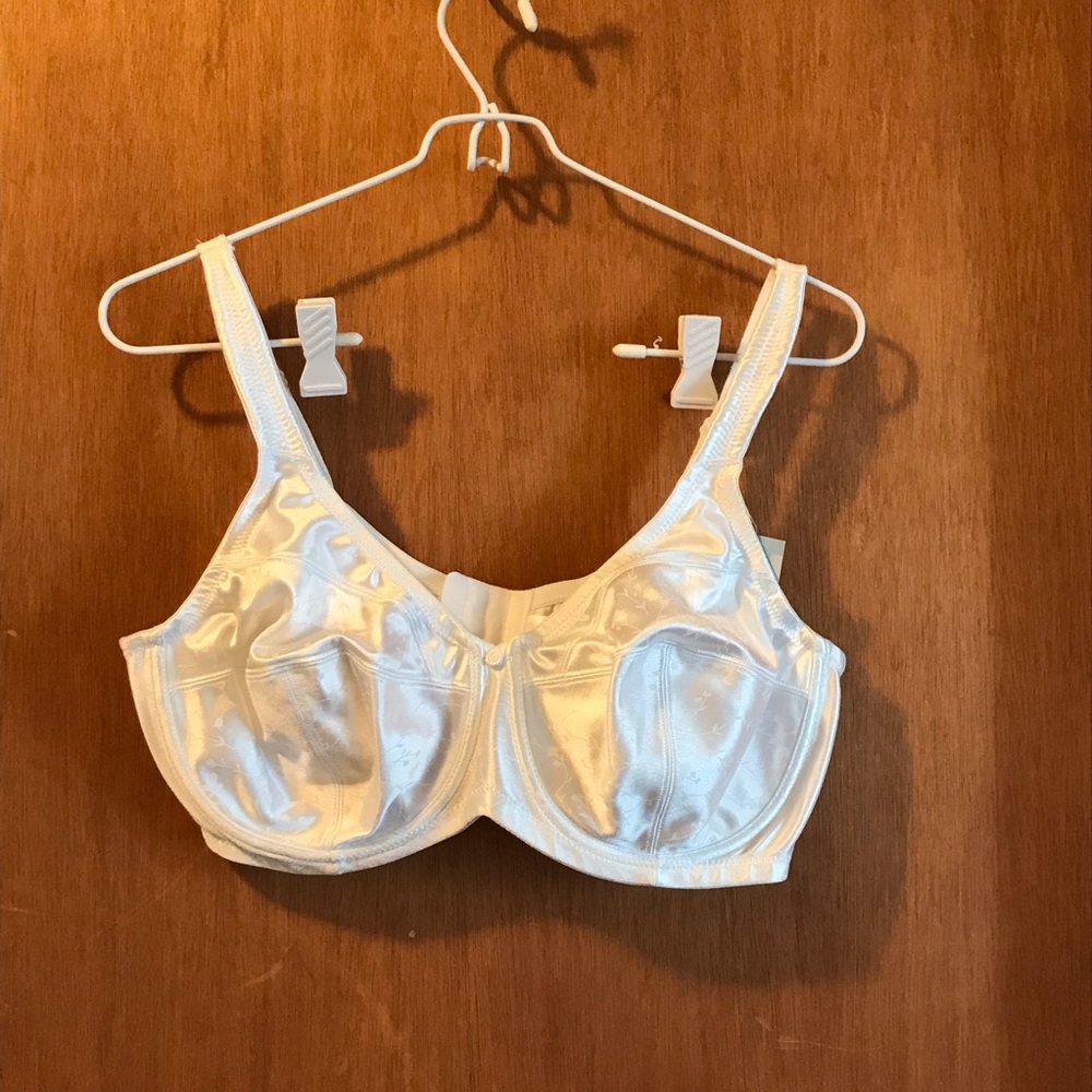 Fundamentals Women’s Satin Underwire Bra